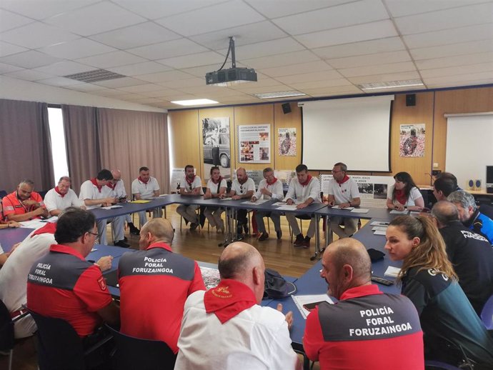 Imagen de la primera reunión de la Junta Local de Protección Civil de los Sanfermines 2024 celebrada el 8 de julio.