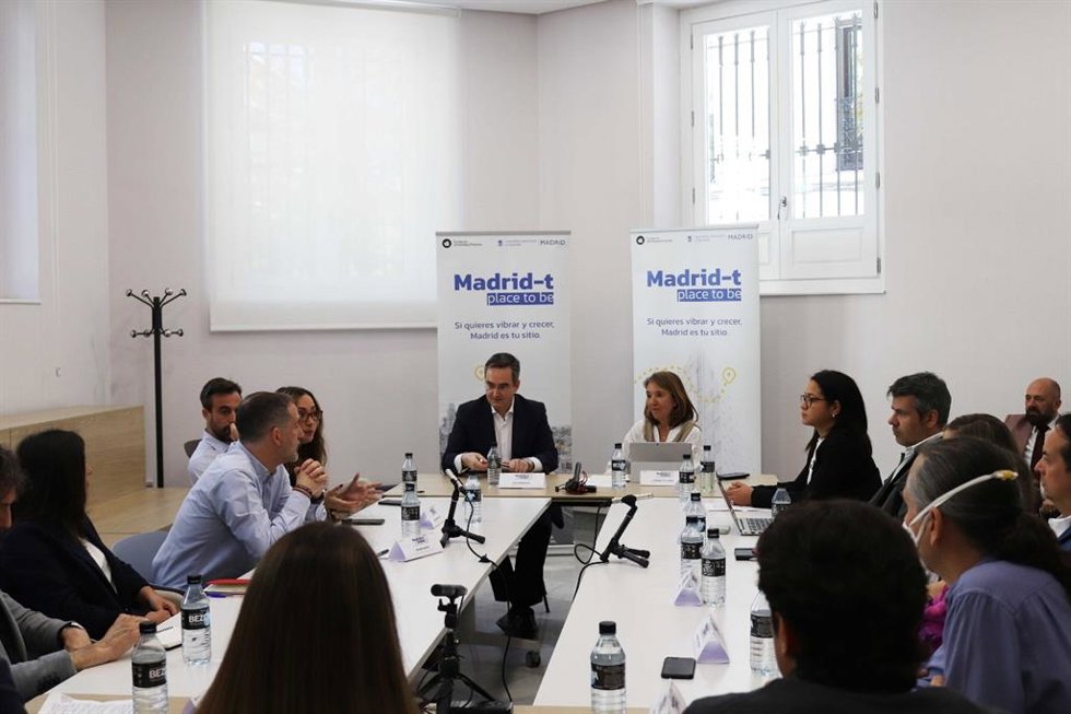 Una de las reuniones de los expertos
