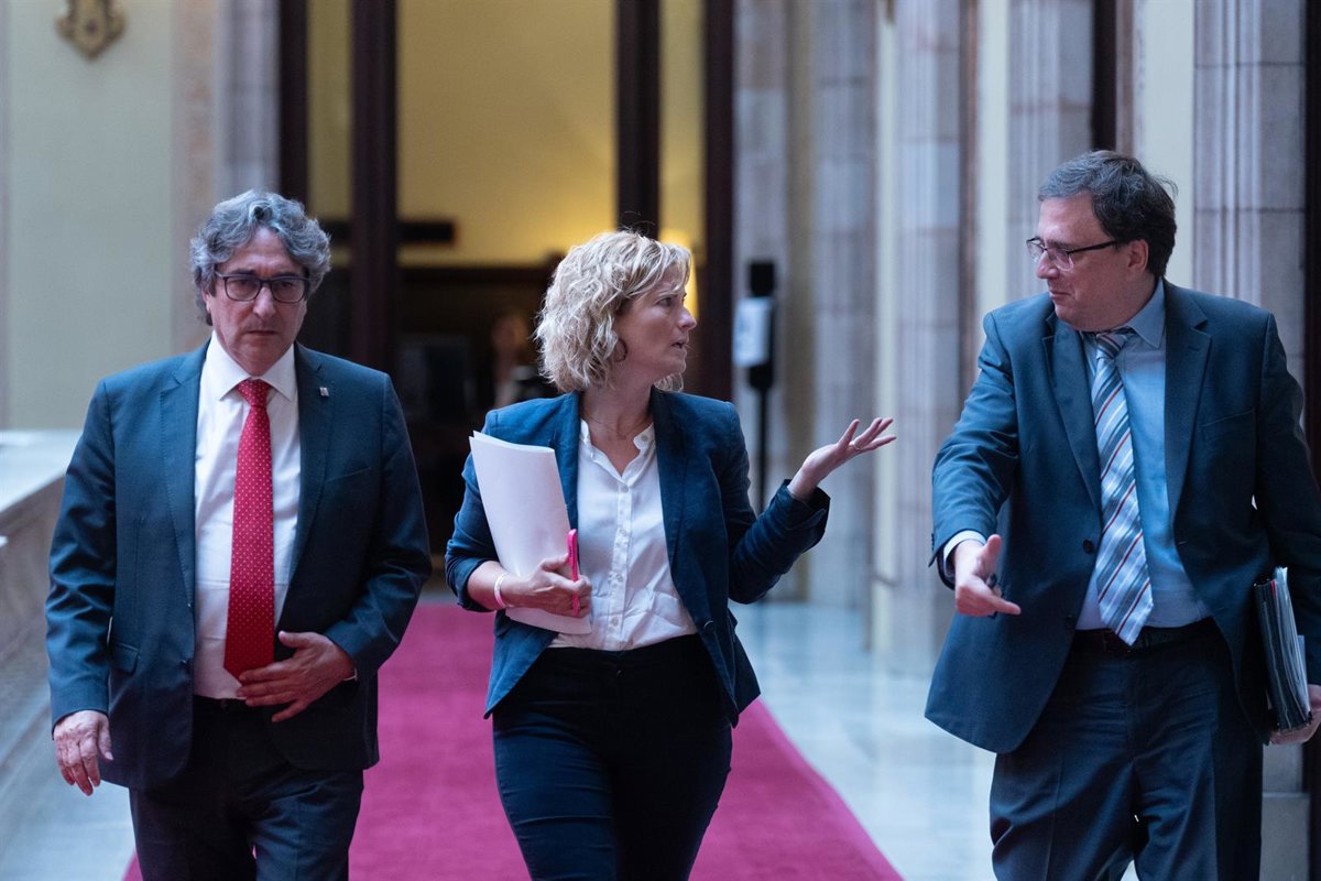 PSC y Junts proponen un senador para el PP pero se aplaza la decisión ...