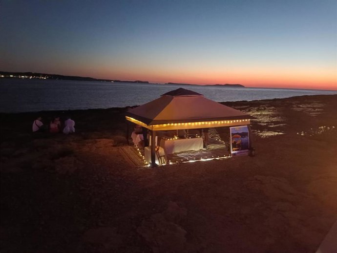 Archivo - Carpa instalada en ses Variades, Sant Antoni