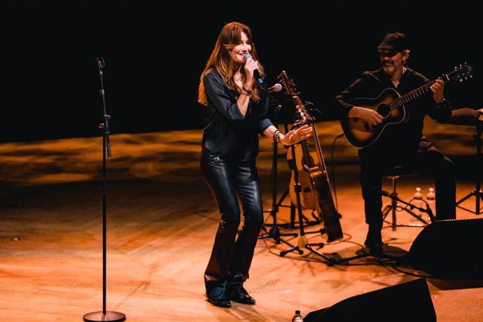 La modelo y cantante Carla Bruni 