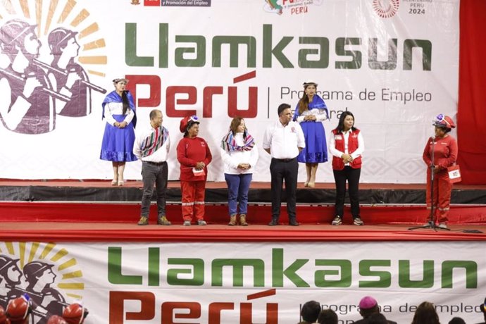 El programa Llamkasun Perú ofrecerá 5,000 empleos en la región Junín, este año. La presidenta de la República,  Dina Boluarte, participó en la ceremonia en Junín.