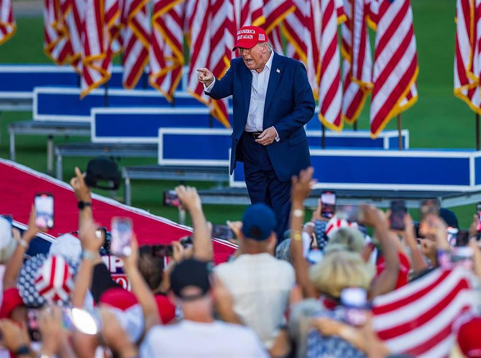 El expresidente Donald Trump durante un acto de campaña en Doral (Florida)
