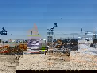 El Ayuntamiento derriba las barricadas de escombros y chatarra levantadas en Son Banya