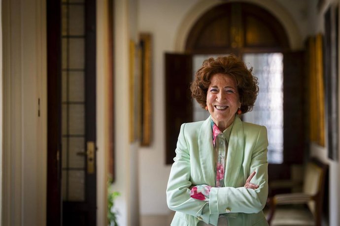 Archivo - La directora de la Real Academia de la Historia, Carmen Iglesias.