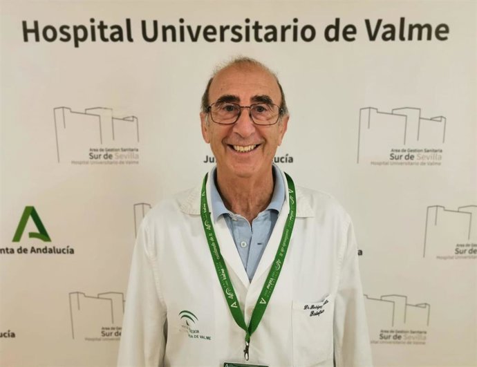 El responsable de Radiofísica Hospitalaria de Valme Manuel Rodríguez Castillo.