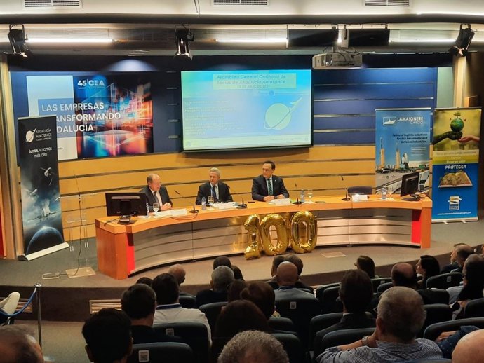 El consejero de Universidad, José Carlos Gómez Villamandos, en la Asamblea General del Clúster Andalucía Aerospace celebrada en Sevilla.
