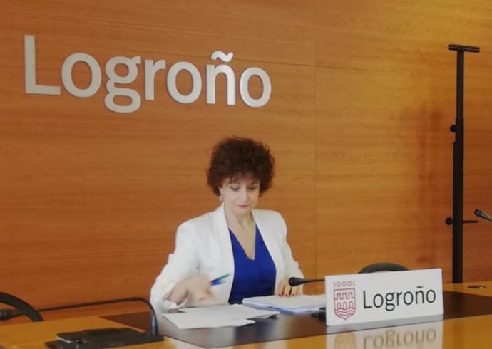 Archivo - La portavoz del equipo de Gobierno del Ayuntamiento de Logroño, Celia Sanz