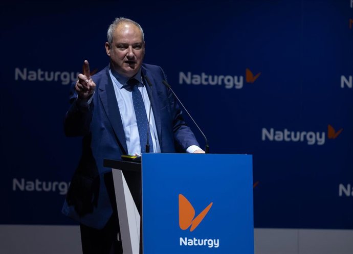 El ministro de Industria, Jordi Hereu, interviene durante la jornada 'Retos y Oportunidades de la descarbonización en la industria', en CaixaForum Madrid, a 10 de julio de 2024, en Madrid (España). Dicho acto está organizado por Naturgy y en él varios exp