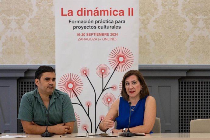 David Sarrión y Sara Fernández durante la presentación de una nueva edición de 'La dinámica'
