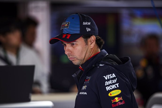 PEREZ Sergio (mex), Red Bull Racing RB20, portrait during the Formula 1 Qatar Airways British Grand Prix 2024, 12th round of the 2024 Formula One World Championship from July 5 to 7, 2024 on the Silverstone Circuit, in Silverstone, United Kingdom 