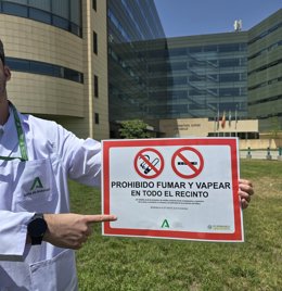 El Hospital Clínico San Cecilio recibe la acreditación bronce como Espacio Libre de Humo