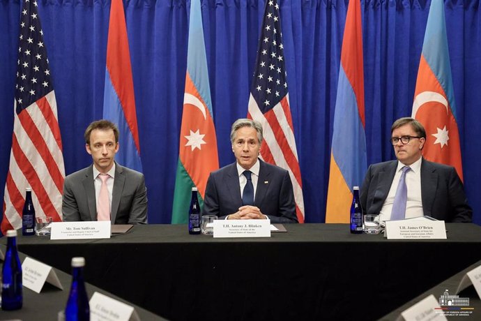 Encuentro en los márgenes de la cumbre de la OTAN que se celebra en Washington entre Armenia y Azerbaiyán