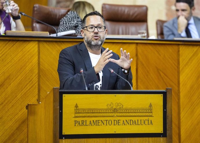 El portavoz del Grupo Mixto-Adelante Andalucía, José Ignacio García, en el Pleno del Parlamento andaluz.