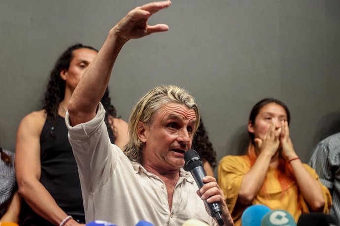 El productor musical Nacho Cano ofrece declaraciones a los medios, a 9 de julio de 2024, en Madrid (España). Nacho Cano ha atendido a los medios de comunicación tras ser detenido por contratar presuntamente a inmigrantes irregulares para su musical 'Malin