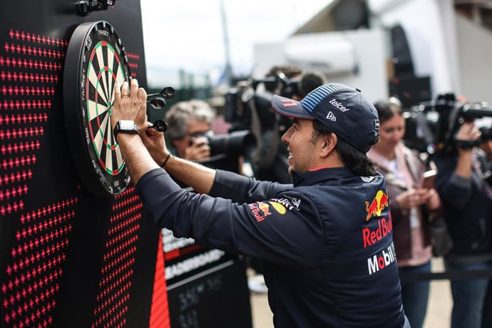 PEREZ Sergio (mex), Red Bull Racing RB20, portrait during the Formula 1 Qatar Airways British Grand Prix 2024, 12th round of the 2024 Formula One World Championship from July 5 to 7, 2024 on the Silverstone Circuit, in Silverstone, United Kingdom.