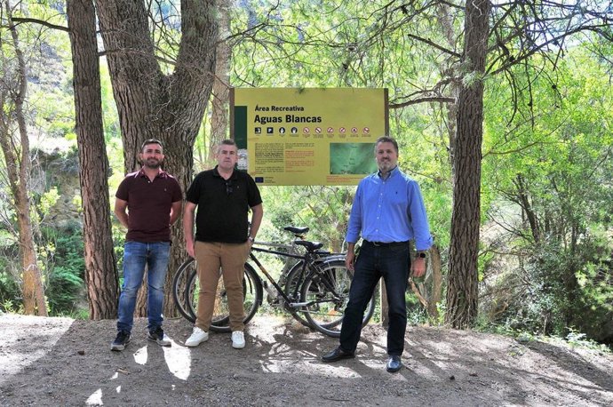 Junta proyecta mejoras en los accesos al Área Recreativa de Aguas Blancas en Quéntar