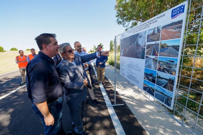 Diputación de Albacete y Aquadeus invierten más de 1.170.000 euros en una colaboración público-privada pionera en materia de carreteras que culmina con la mejora desarrollada en la AB-602.