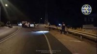 Un joven muerto y otro en estado crítico en Sevilla tras salirse en un puente la moto en la que viajaban