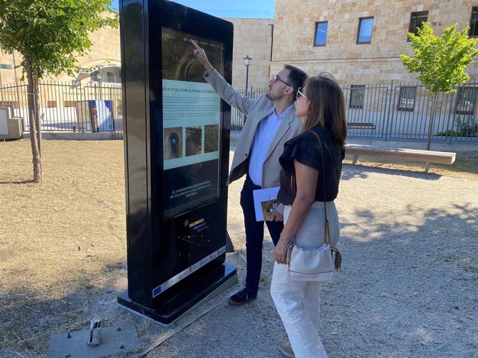 Un momento de la puesta en marcha de una nueva experiencia turística en la ciudad.