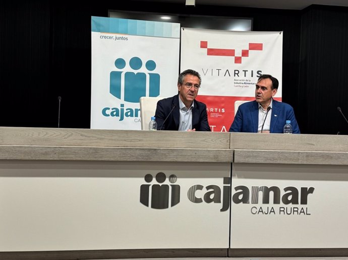 Eduardo Baamonde, presidente de Cajamar, y Santiago Miguel, Presidente de Vitartis