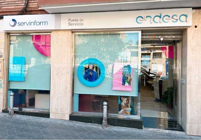 Endesa pone en servicio un nuevo punto de atención comercial en Granada