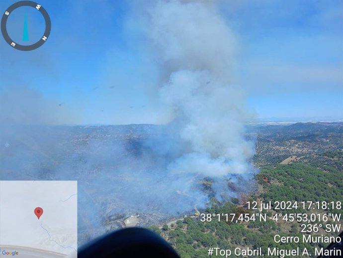 Imagen aérea del incendio en Cerro Muriano, en el término municipal de Obejo.