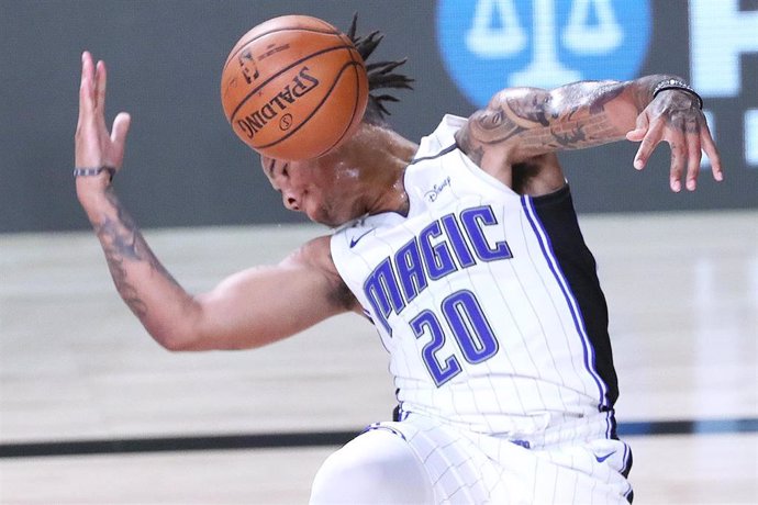 Archivo - 09 August 2020, US, Orlando: Orlando Magic's Markelle Fultz dunks during the US NBA Basketball match between Orlando Magic and Boston Celtics at the ESPN Wide World of Sports Arena. Photo: Stephen M. Dowell/TNS via ZUMA Wire/dpa