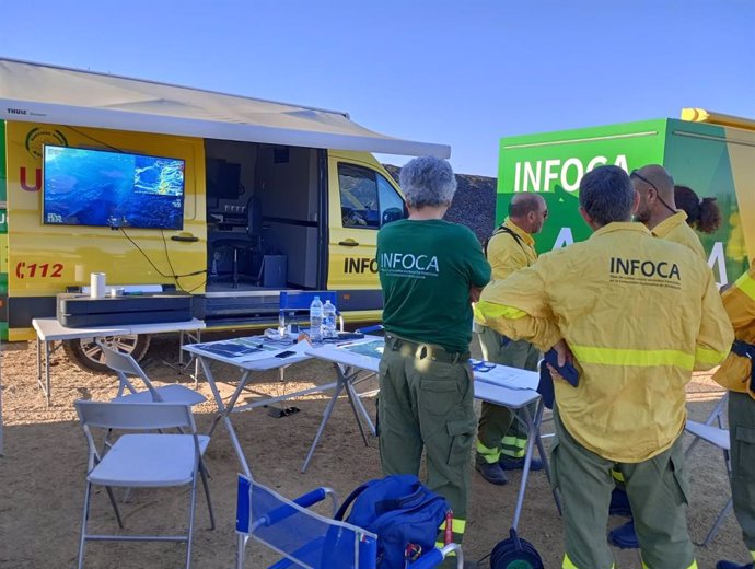 Puesto de Mando Avanzado del Infoca en el incendio forestal de Obejo (Córdoba).