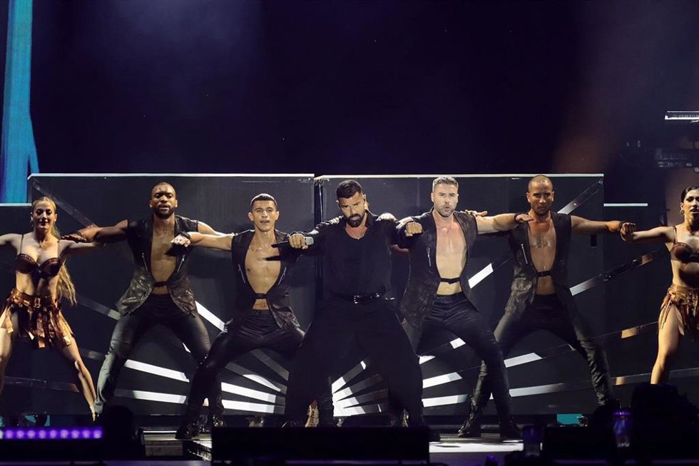 El artista puertorriqueño Ricky Martin durante su concierto en Badajoz
