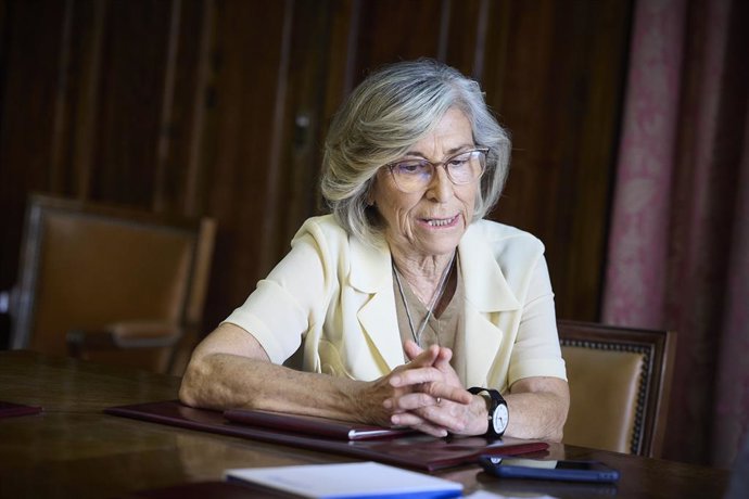 Entrevista a Ana Crespo, Presidenta de la Real Academia de Ciencias, en Real Academia de Ciencias, a 12 de julio del 2024, en Madrid