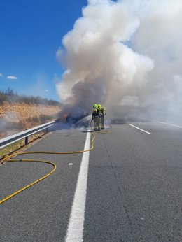 Bomberos del Sepei de Cáceres en una intervención reciente