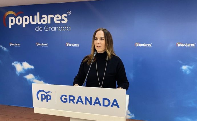 La portavoz del PP de Granada, Lourdes Ramírez.