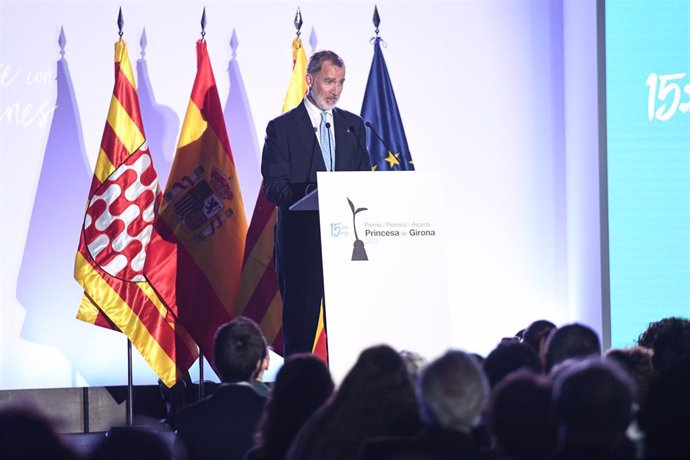 El Rey Felipe VI interviene durante la entrega de los XV Premios Fundación Princesa de Girona, en el Palacio de Congresos Costa Brava, a 10 de julio de 2024, en Lloret de Mar, Girona, Catalunya (España). .