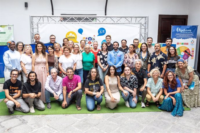 Foto de familia del IV Encuentro