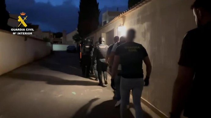 La Guardia Civil desmantela una organización criminal especializada en robo de chalets