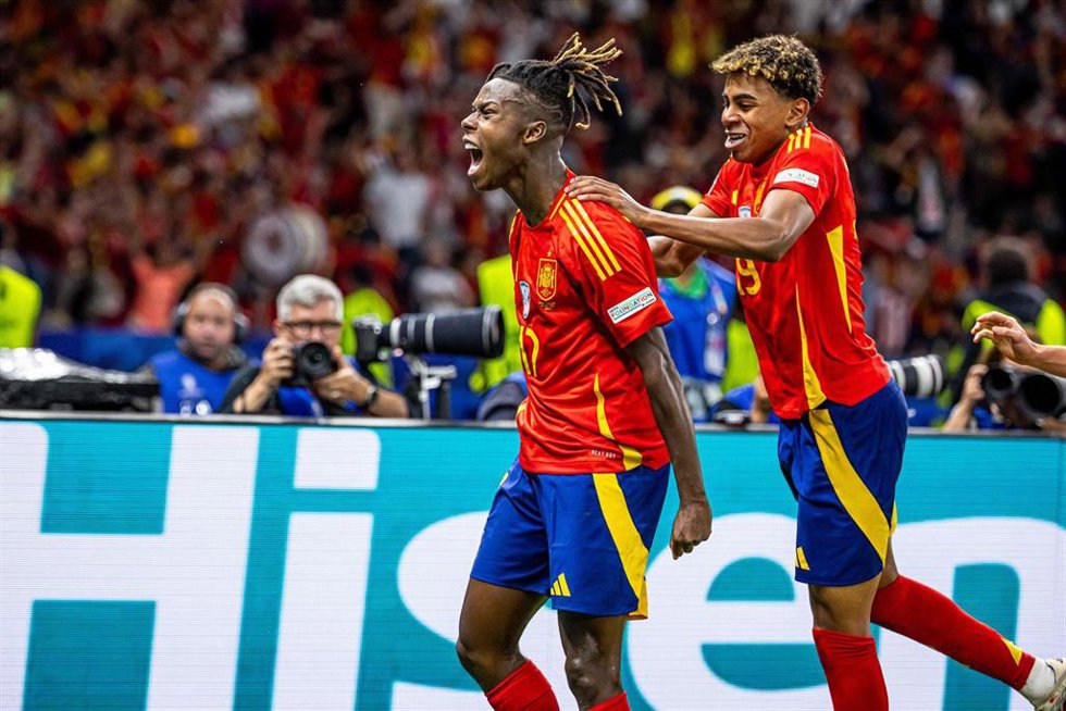 Nico Williams y Lamine Yamal