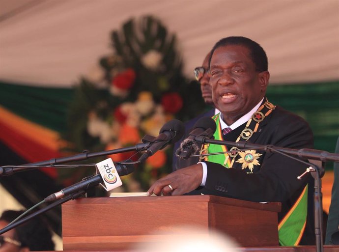 Archivo - El presidente de Zimbabue, Emmerson Mnangagwa (archivo)