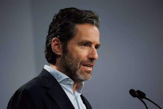 El portavoz del PP, Borja Sémper, durante una rueda de prensa posterior a la reunión del Comité de Dirección del Partido Popular, en la sede nacional del PP, a 15 de julio de 2024, en Madrid (España). La comparecencia ha tenido lugar en medio de la ruptur