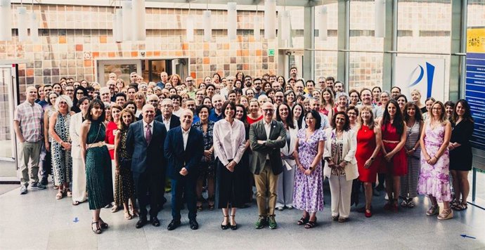 La ministra Diana Morant visita a la Agencia Estatal de Investigación (AEI)