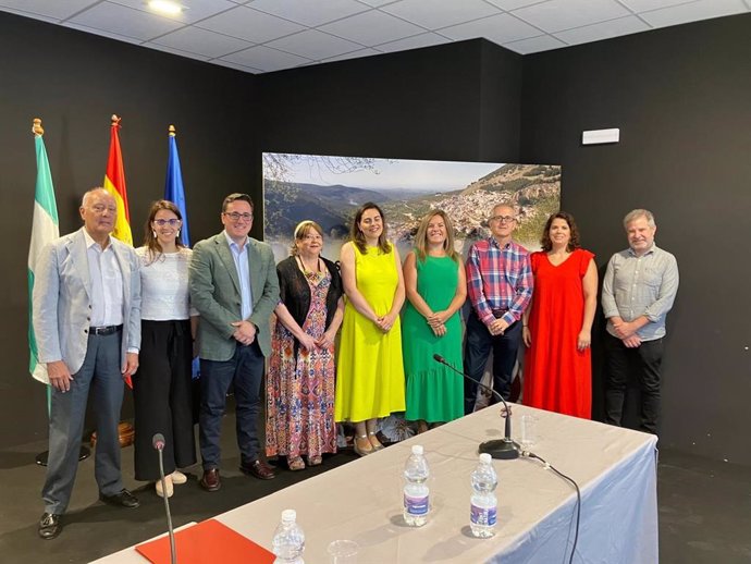 Inauguración de los cursos de verano de la UJA en Torres