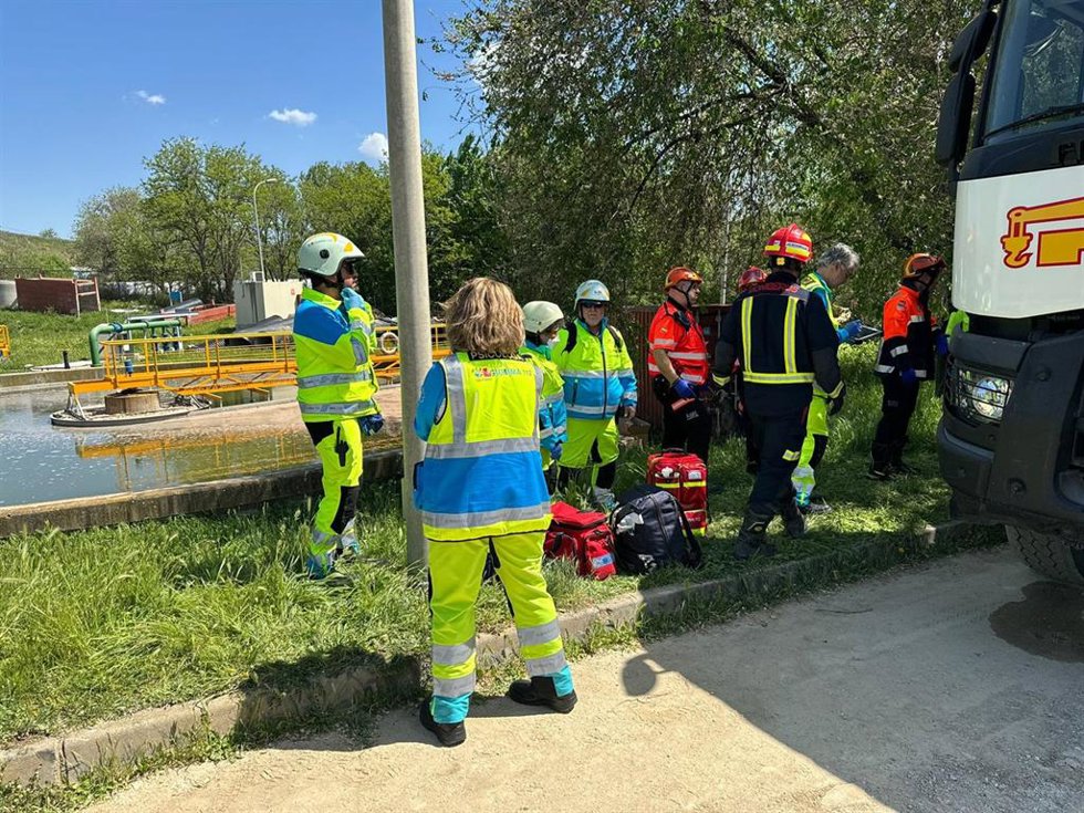 Archivo - Muere un trabajador en un accidente laboral en estación depuradora Arroyo El Plantío de Majadahonda