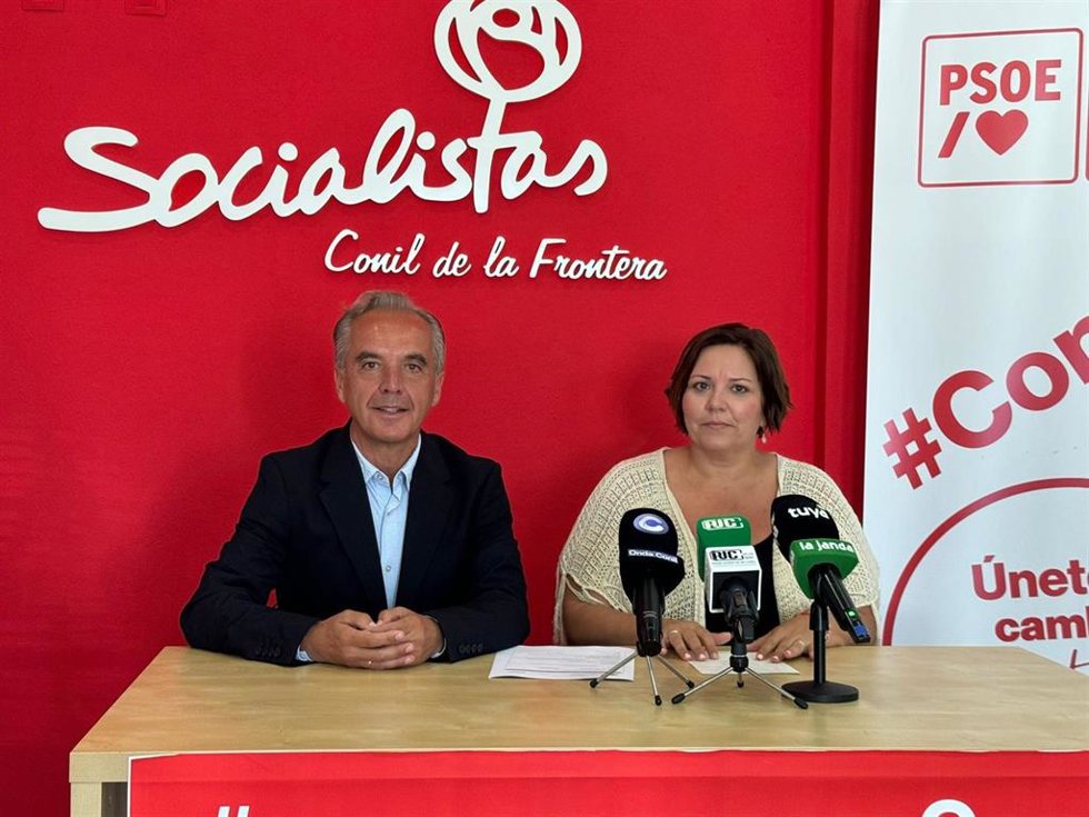 Alfonso Moscoso en rueda de prensa en Conil.