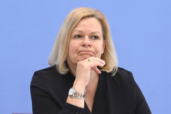 Archivo - La ministra del Interior de Alemania, Nancy Faeser, durante una rueda de prensa en Berlín (archivo)