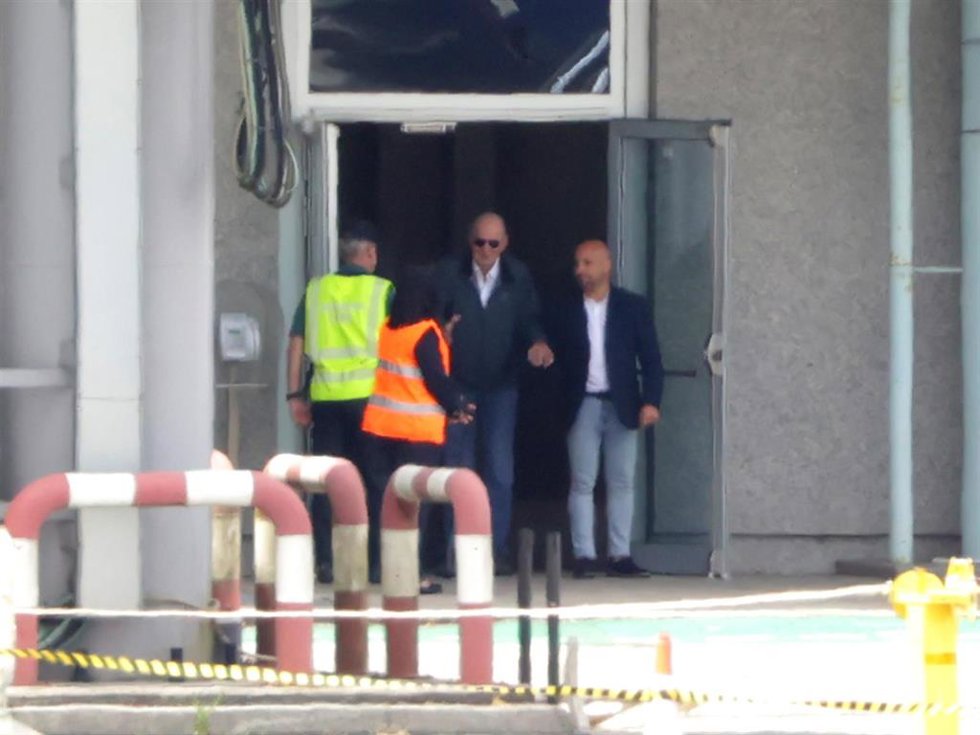 El Rey Juan Carlos a su llegada al aeropuerto, a 15 de julio de 2024, en Vigo (España)