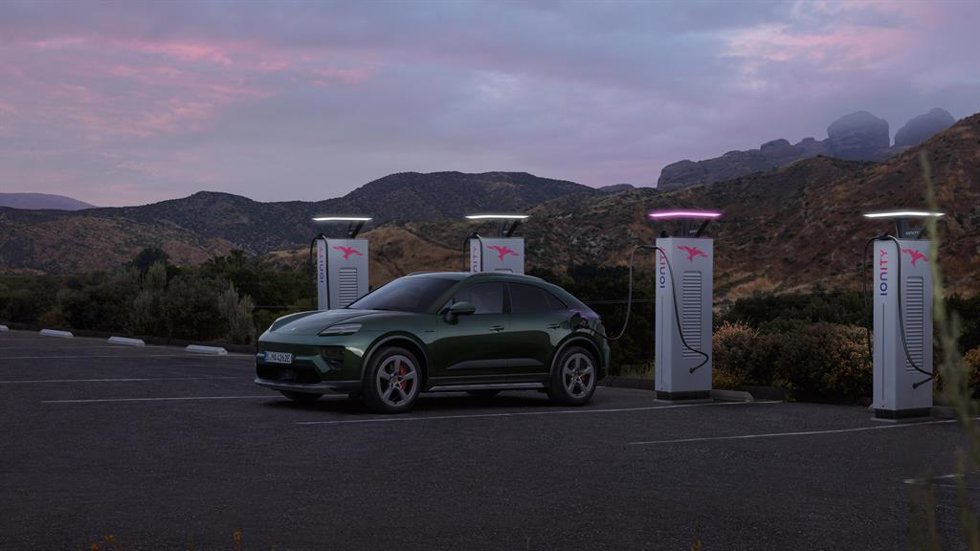 Archivo - Porsche Macan cien por cien eléctrico