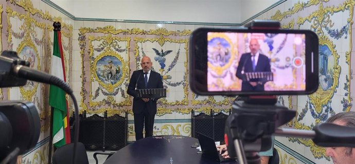 El delegado del Área de Fiestas Mayores, Manuel Alés.