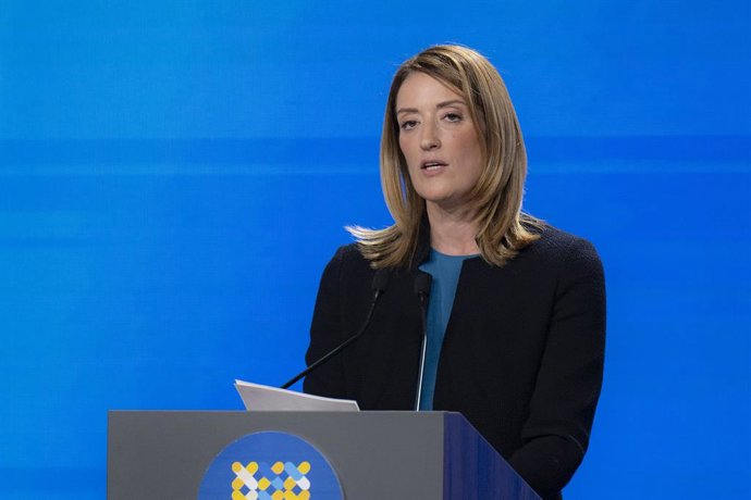 Archivo - May 9, 2024, Kiev, Kyiv Oblast, Ukraine: European Parliament President Roberta Metsola delivers remarks at the Second International Summit of Cities and Regions on Europe Day, May 9, 2024, in Kyiv, Ukraine.