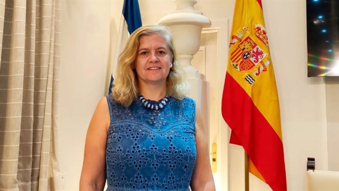 La portavoz adjunta del grupo municipal de Vox en el Ayuntamiento de Alcalá de Guadaíra (Sevilla), Carmen Loscertales.