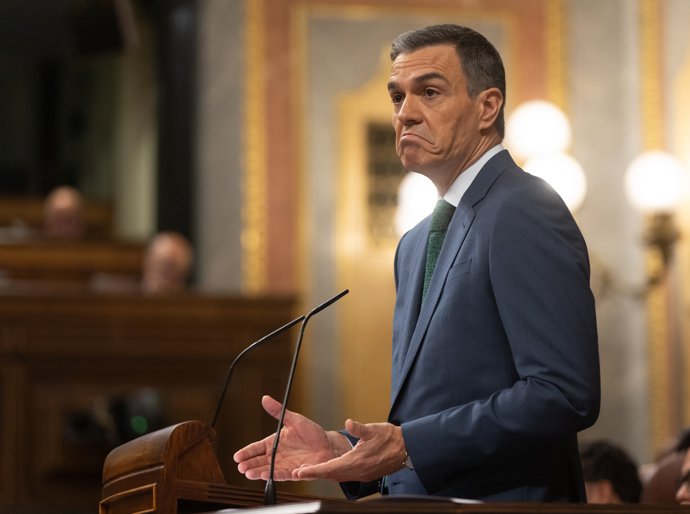 El presidente del Gobierno, Pedro Sánchez, comparece durante una sesión extraordinaria en el Congreso de los Diputados, a 17 de julio de 2024, en Madrid (España).